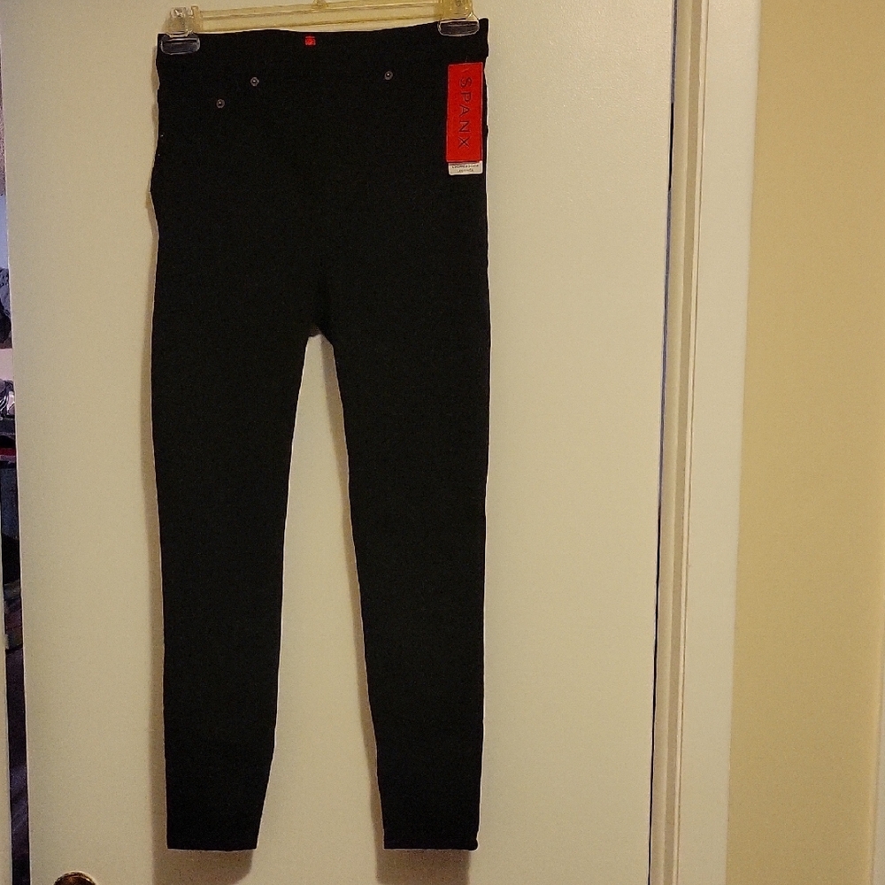 NWT: SPANX Cropped Denim Leggings